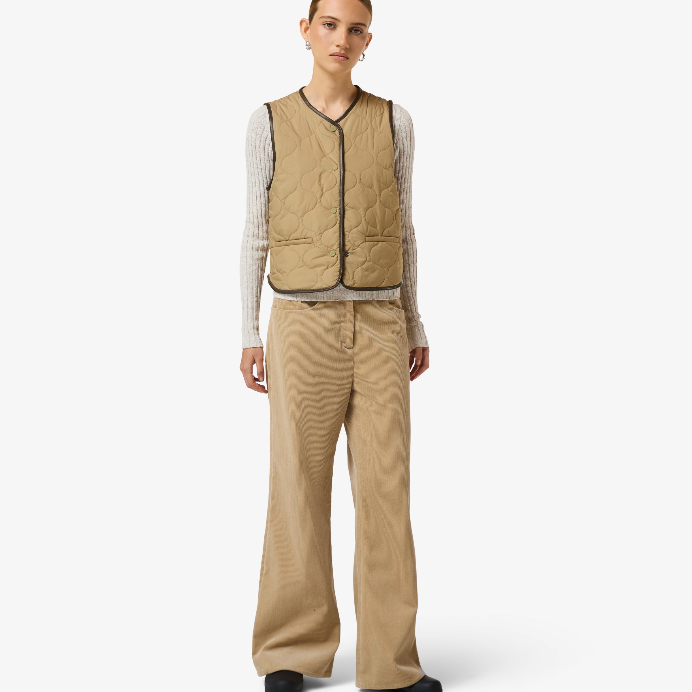 BonnyQuiltedVest-HARW0042262-KO-1.jpg