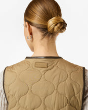 Bonny Quilted Vest Kelp