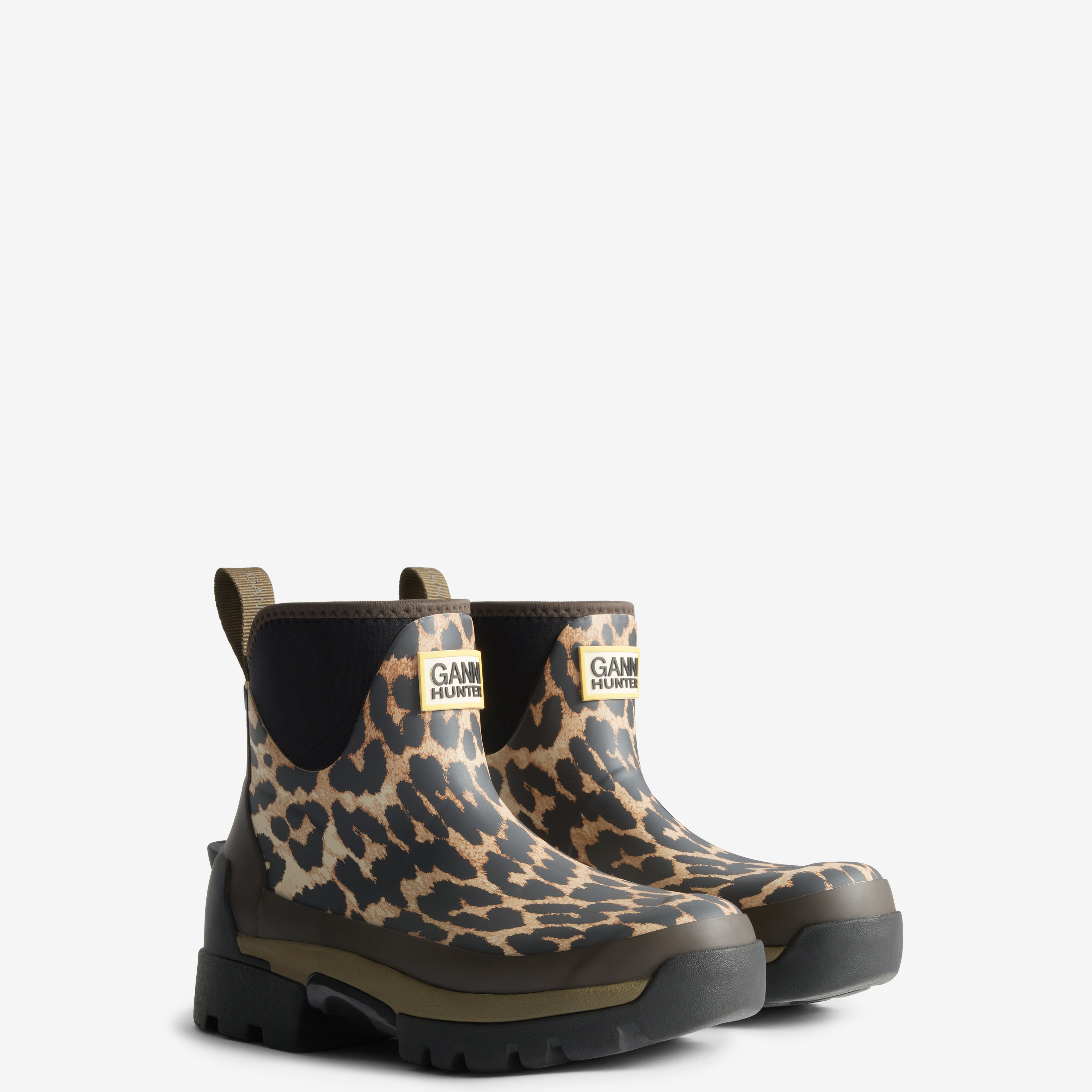 GANNIXHUNTERBALMORALANKLEBOOT-LEOPARDPRINT_BLACK-HFRW0020262-OU_2.jpg