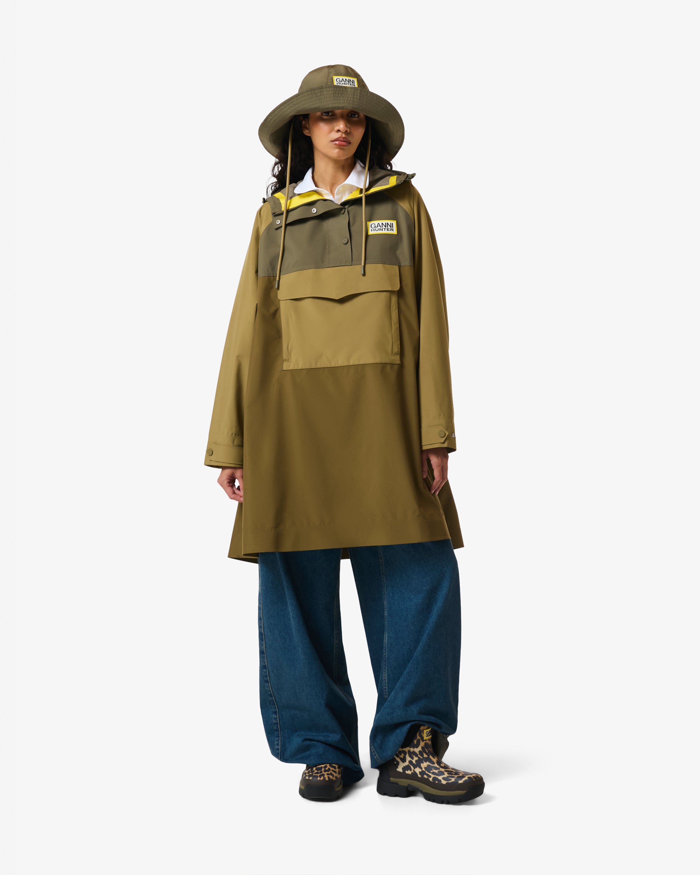 GANNIXHUNTERWATERPROOFPONCHO-HARU0010262-XA-1.jpg