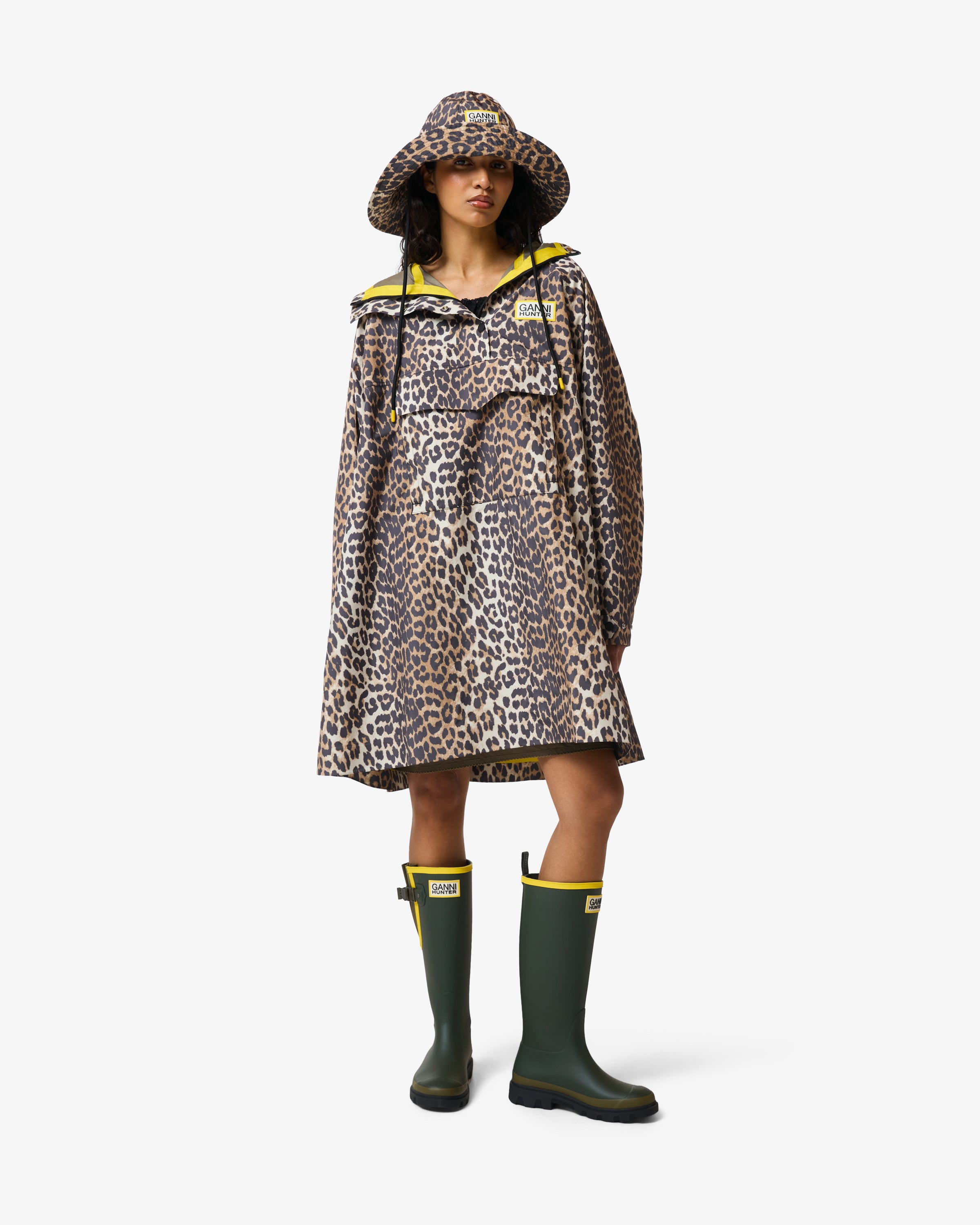 GANNIXHUNTERWATERPROOFPONCHO-HARU0010262-XB-1.jpg