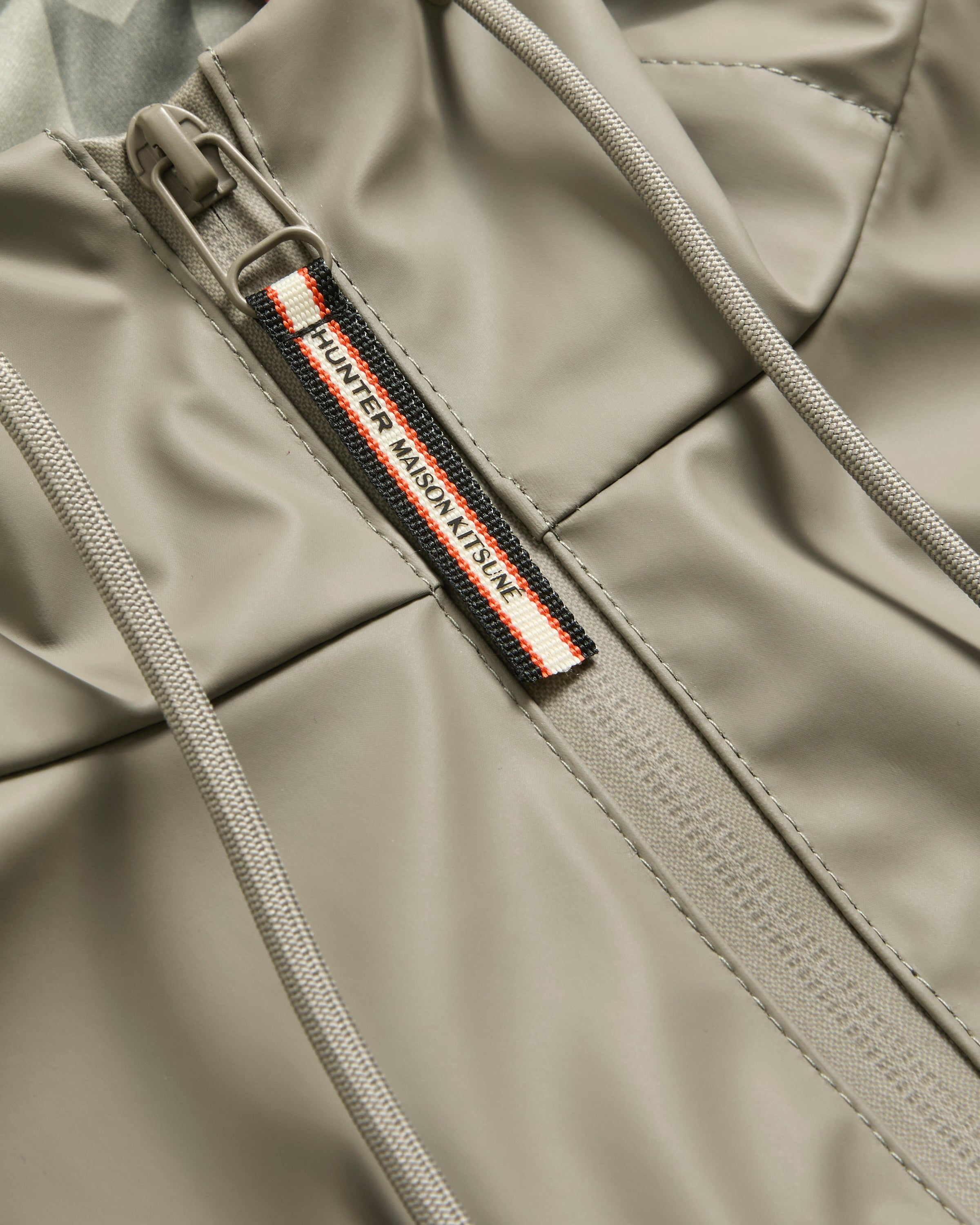 Maison Kitsune x Hunter Rain Cloak Laurel Green