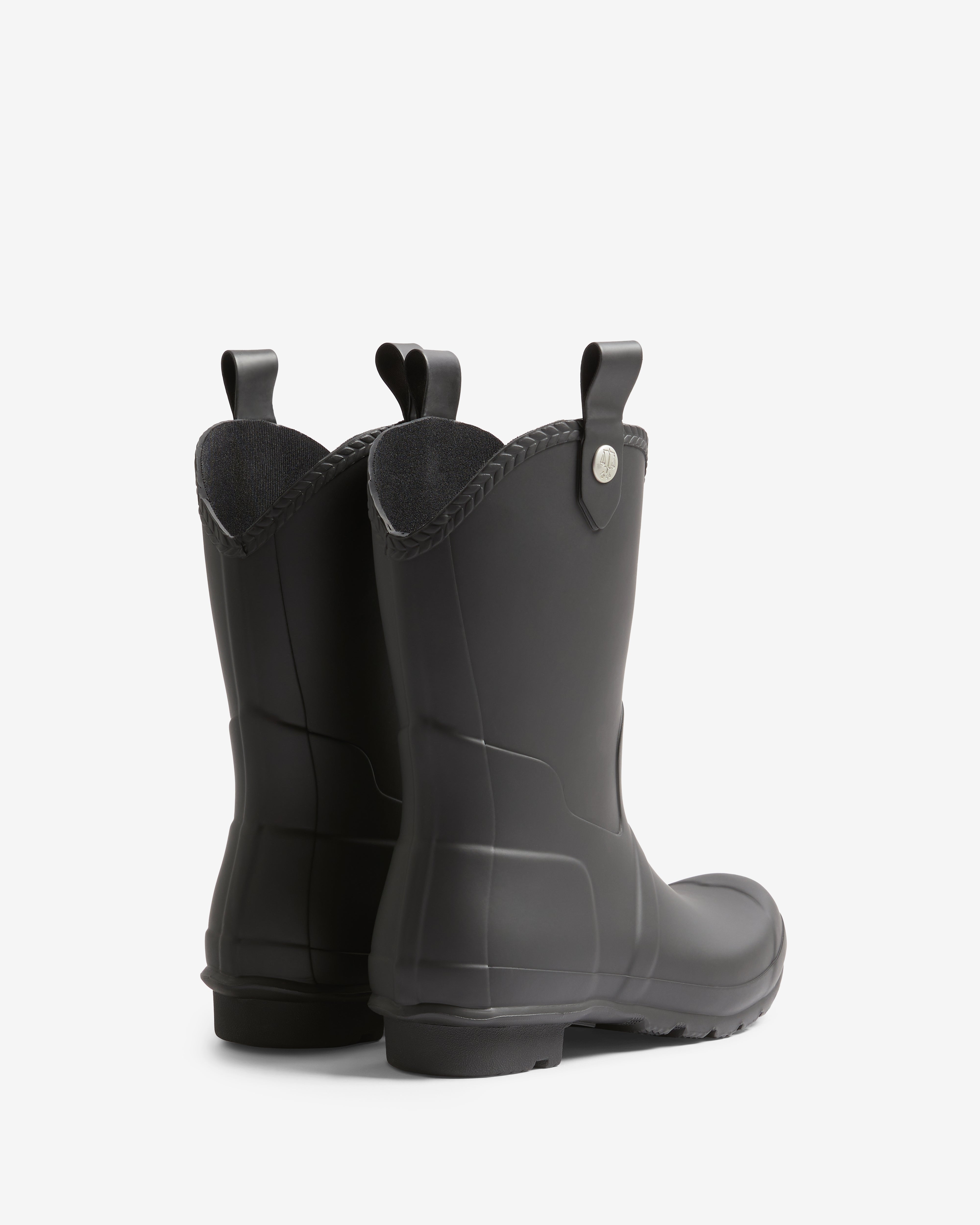 4. Riding boots offer timeless style